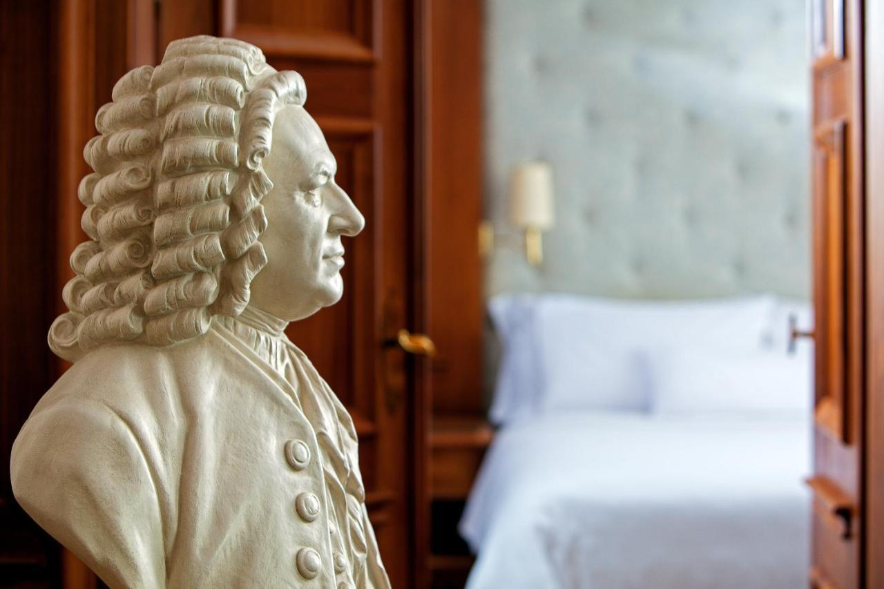 Grand Classic Suite
